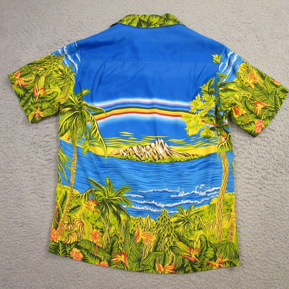 Kamehameha Mens Hawaiian Shirt size Small Rainbow Tropical‎ Island Vintage
